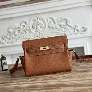 Hermès Kelly Messenger Crossbody Bag image 1
