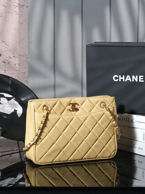 Chanel Vintage Quilted Caviar Gold Hardware Tote Shoulder Bag image 1
