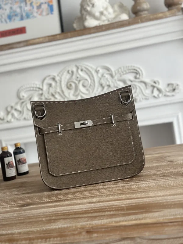 Hermès Jypsiere 28 Crossbody Bag image 1