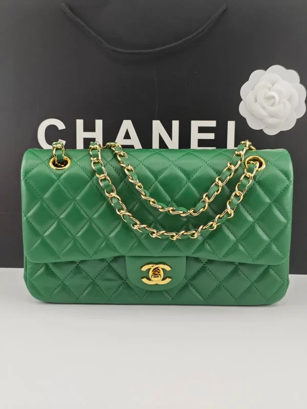 Chanel Quilted Green Lambskin Classic Flap Shoulder Bag image 1