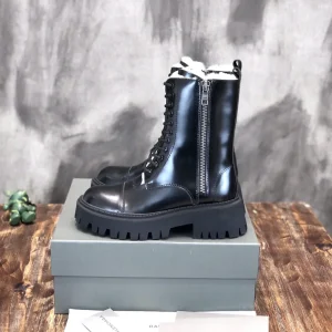 Lace-up Martin Boots with Fleece Lining image 1