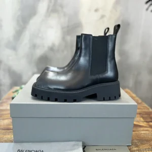 Men's Trooper Chelsea Boots image 1