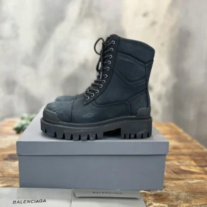 Balenciaga 22FW Strike Distressed Canvas Combat Boots image 1