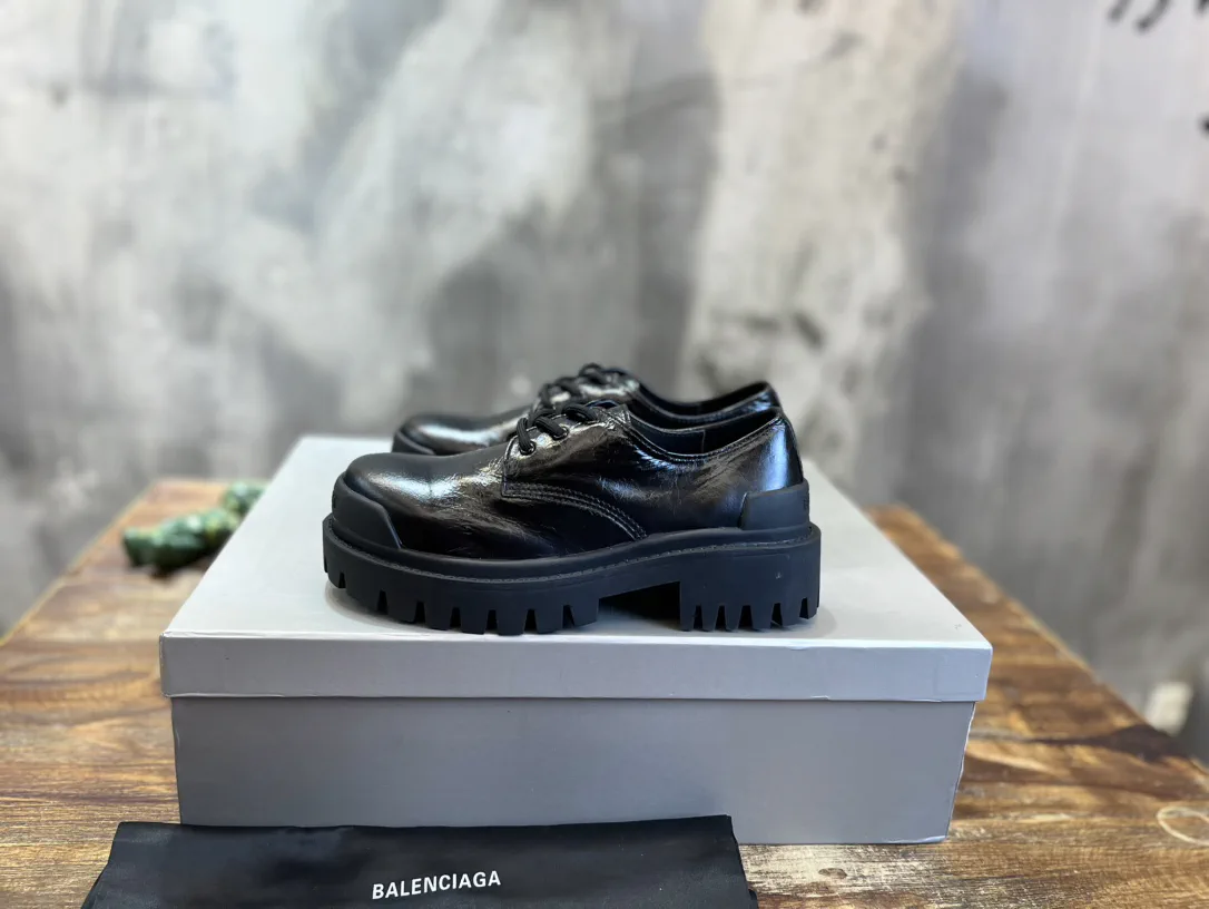 Balenciaga Lace-up Platform Shoes image 1