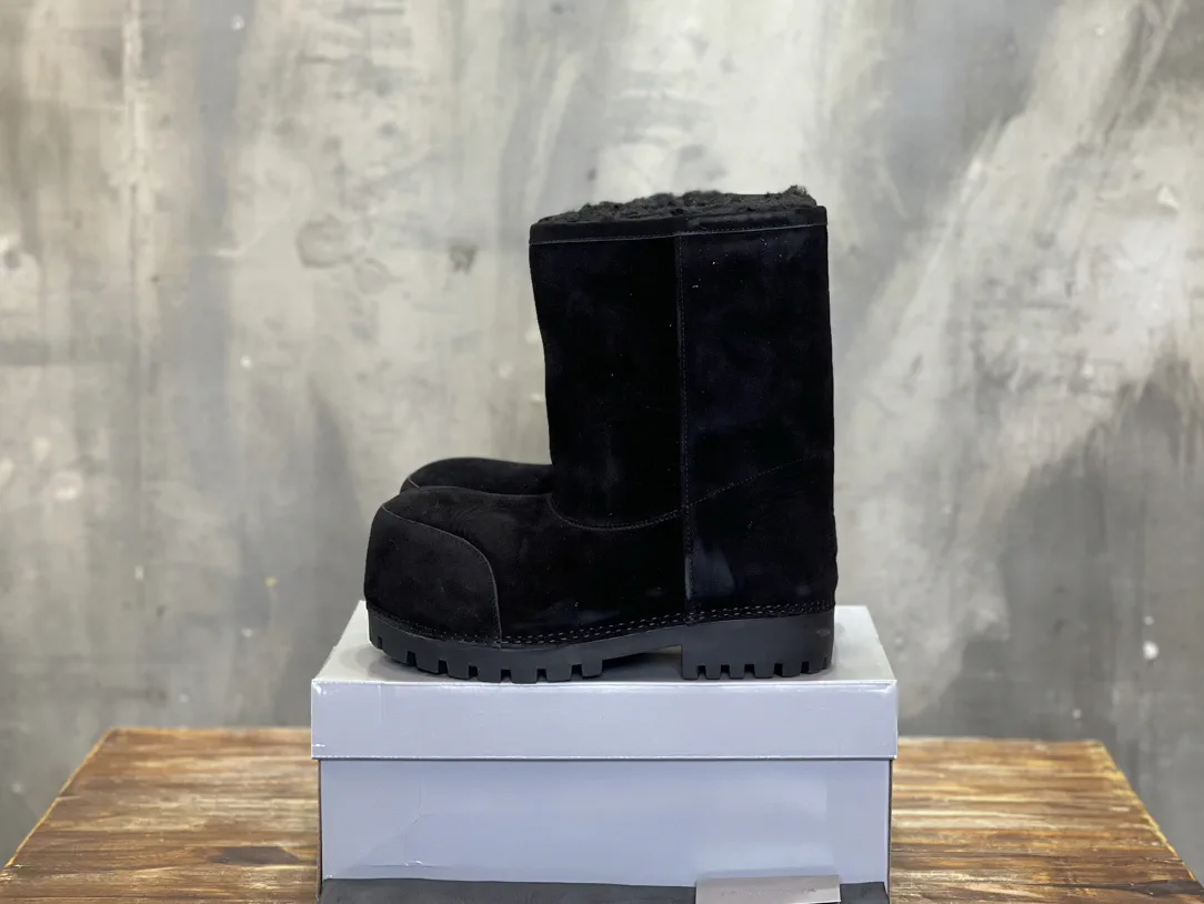 Balenciaga Skiwear Alaska Snow Boots image 1