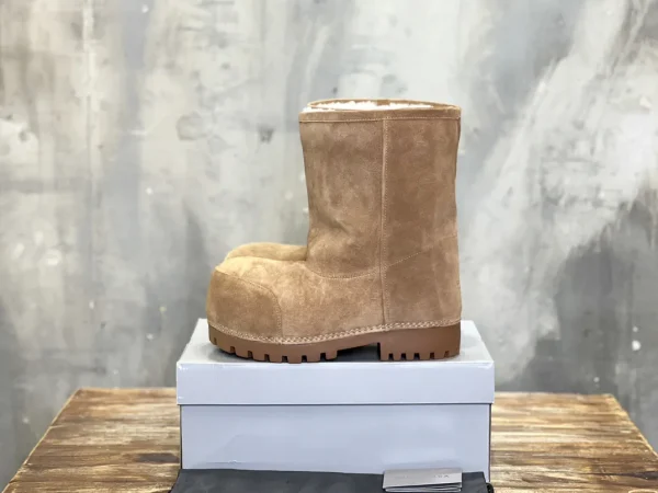 Balenciaga Skiwear Alaska Snow Boots image 1