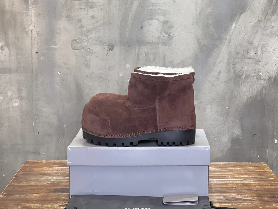 Balenciaga Skiwear Alaska Snow Boots image 1