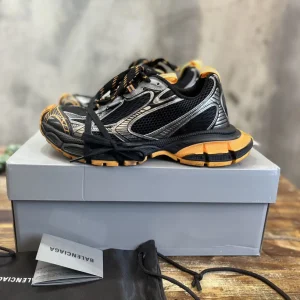 Balenciaga 3XL Sneaker image 1