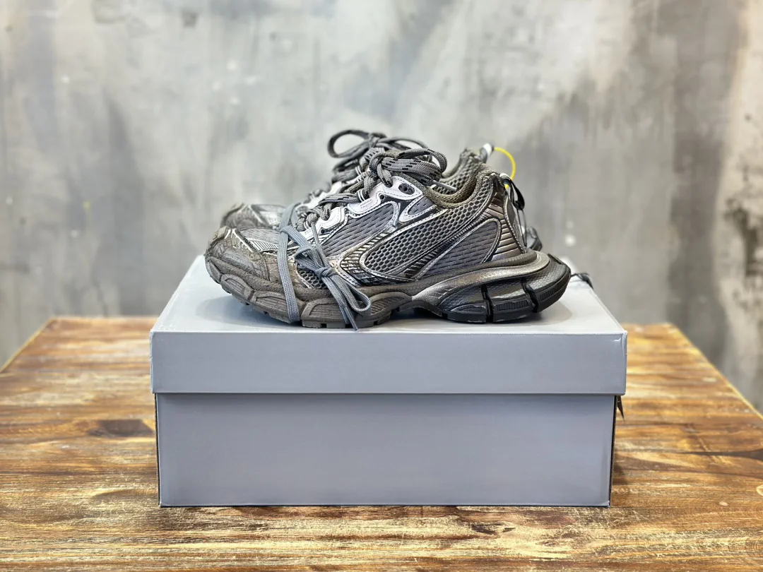 Balenciaga 3XL Sneaker image 1