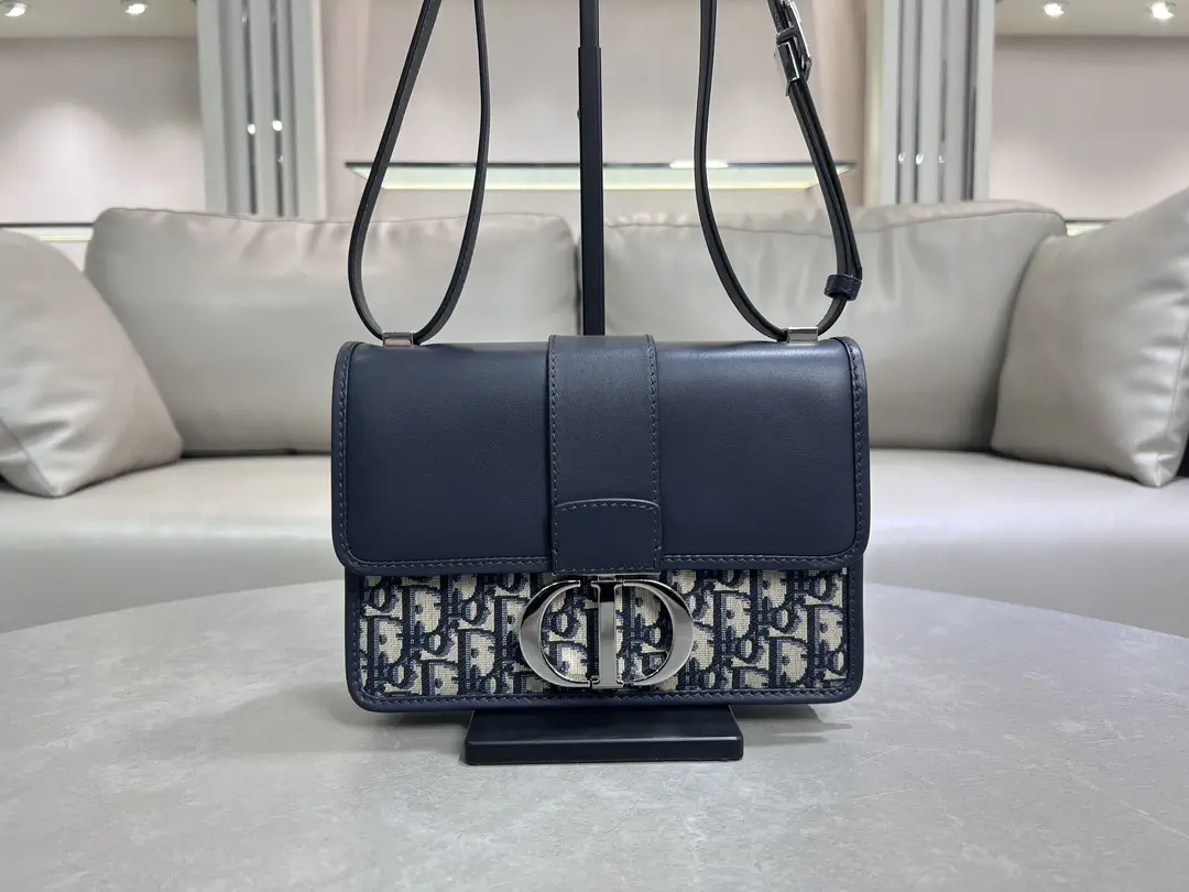 Dior Montaigne 30 Monogram Shoulder Bag image 1