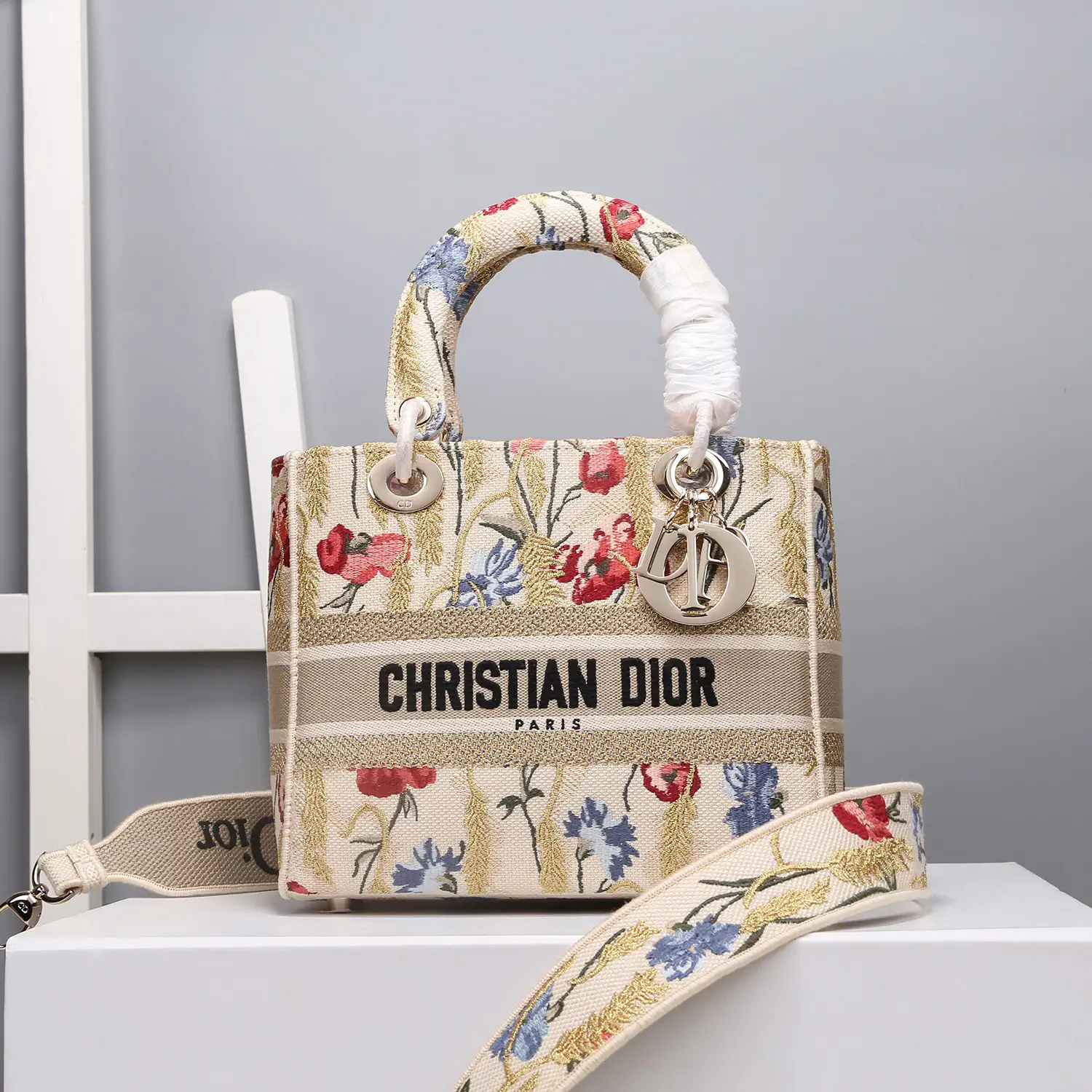 Dior Hibiscus Embroidered Medium Lady Dior Bag image 1