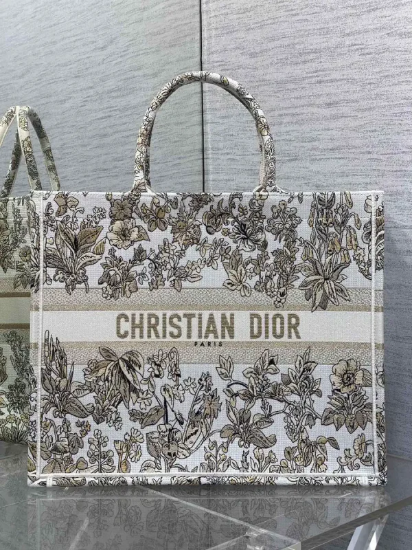 Dior Floral Pattern Tote Bag image 1
