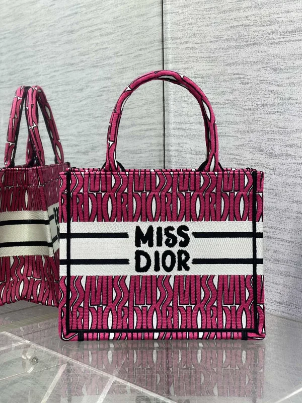 Dior Miss Dior Embroidered Tote Bag image 1