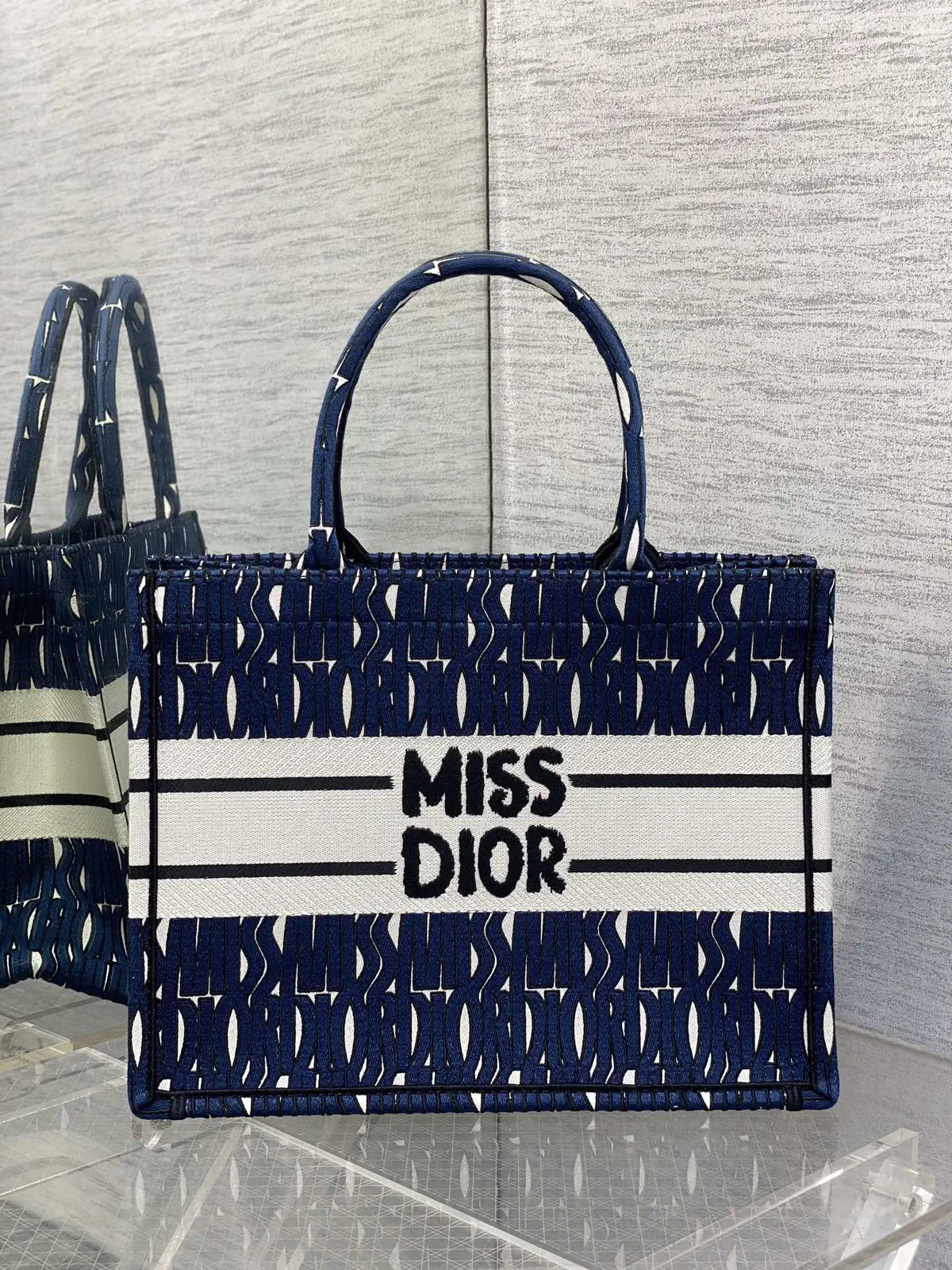 Dior Miss Dior Embroidered Tote Bag image 1
