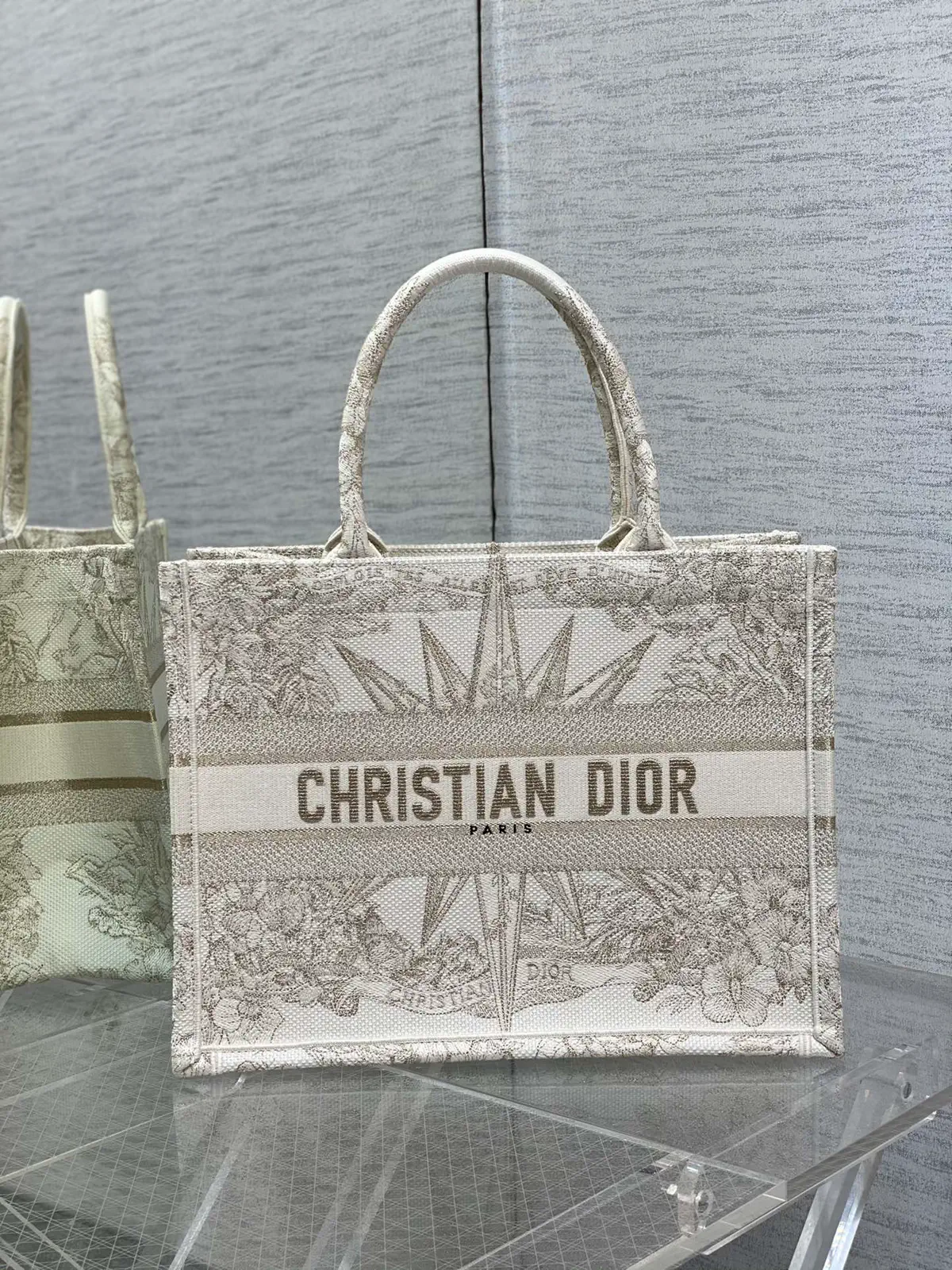 Dior Star Embroidered Tote Bag image 1
