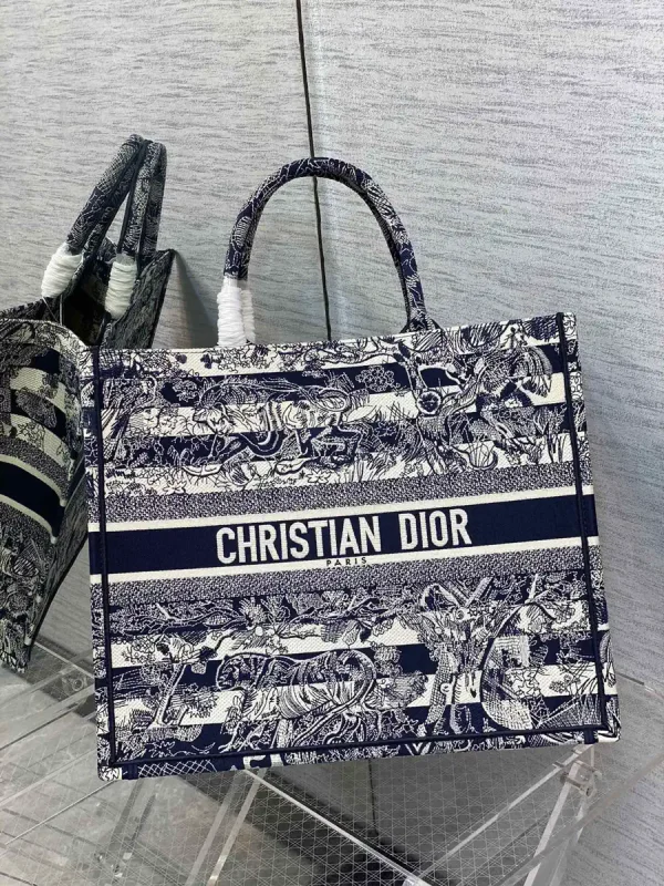 Dior Tiger Jungle Embroidered Tote Bag image 1