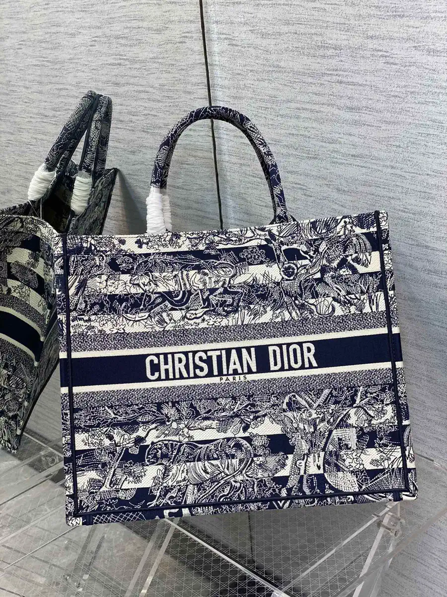Dior Tiger Jungle Embroidered Tote Bag image 1
