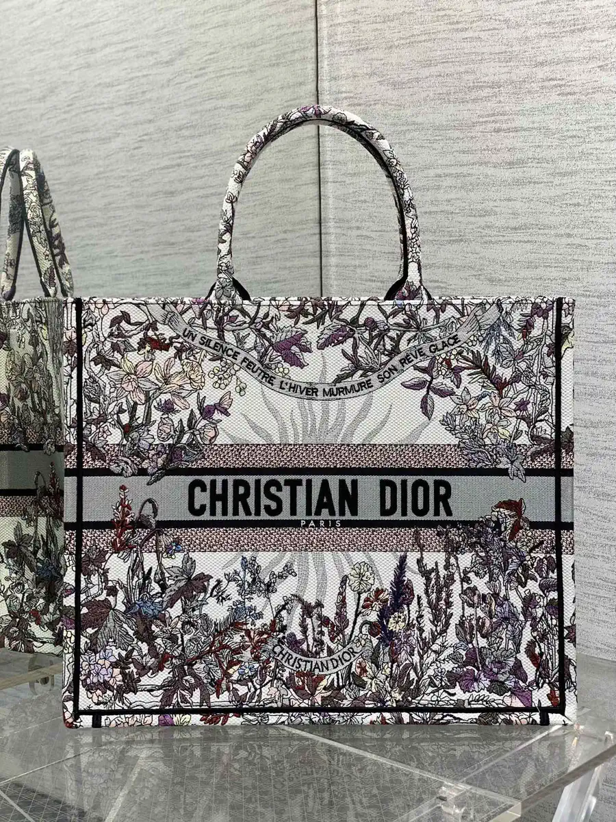 Dior Floral Print Tote Bag image 1