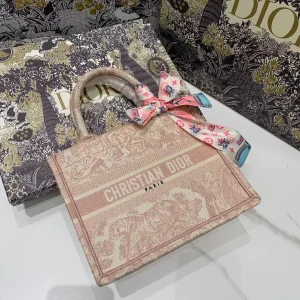 Dior Pink Embroidered Tiger Tote Bag image 1