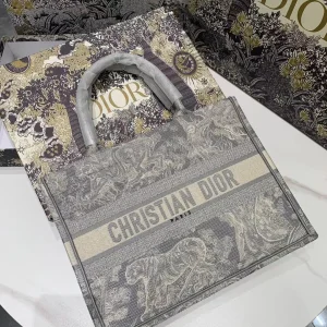Dior Grey Tiger Embroidered Tote Bag image 1