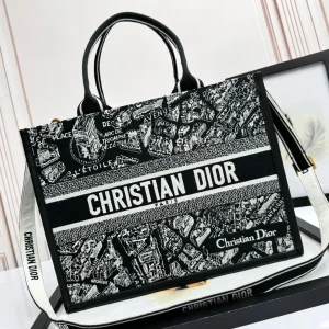 Dior Paris Map Embroidered Tote Bag image 1