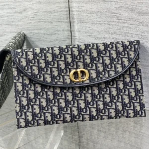 Dior 30 Montaigne Oblique Monogram Clutch image 1
