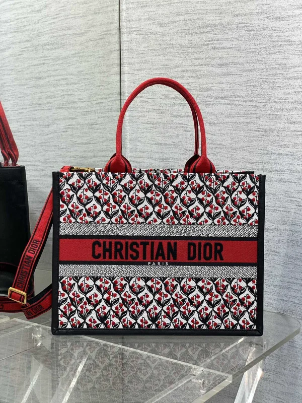 Dior Floral Print Tote Bag image 1