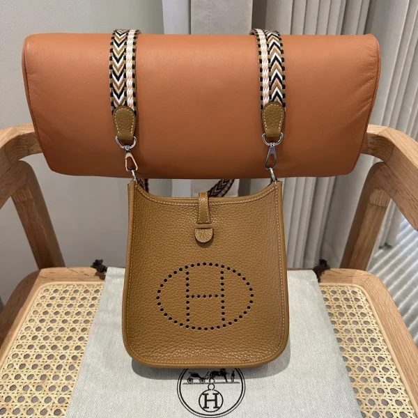 Hermès Mini Evelyne Crossbody Bag image 1