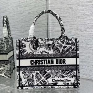 Dior Paris City Print Tote Bag image 1
