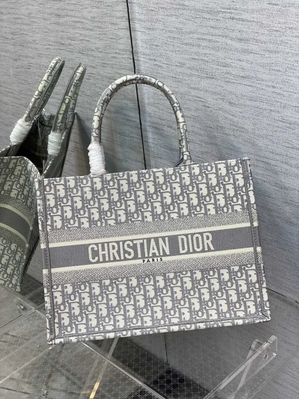 Dior Monogram Tote Bag image 1