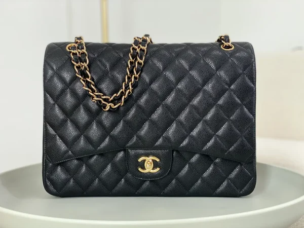 Chanel Quilted Caviar Leather Classic Flap Shoulder Bag image 1