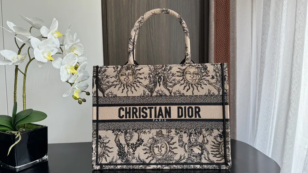Dior Sun Embroidery Medium Tote Bag image 1