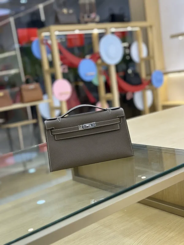 Hermès Epsom Leather Mini Kelly Clutch image 1