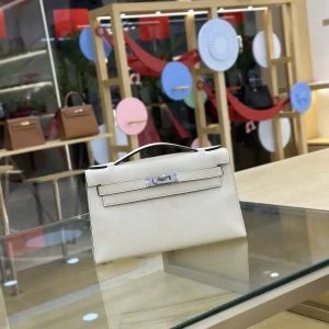Hermès Mini Kelly Clutch Bag image 1
