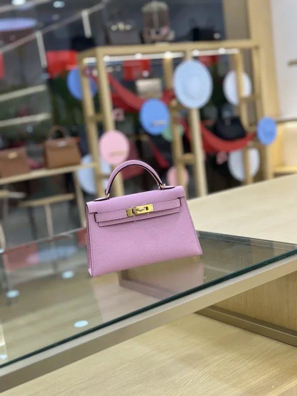 Hermès Mini Kelly 19 Top Handle Bag image 1