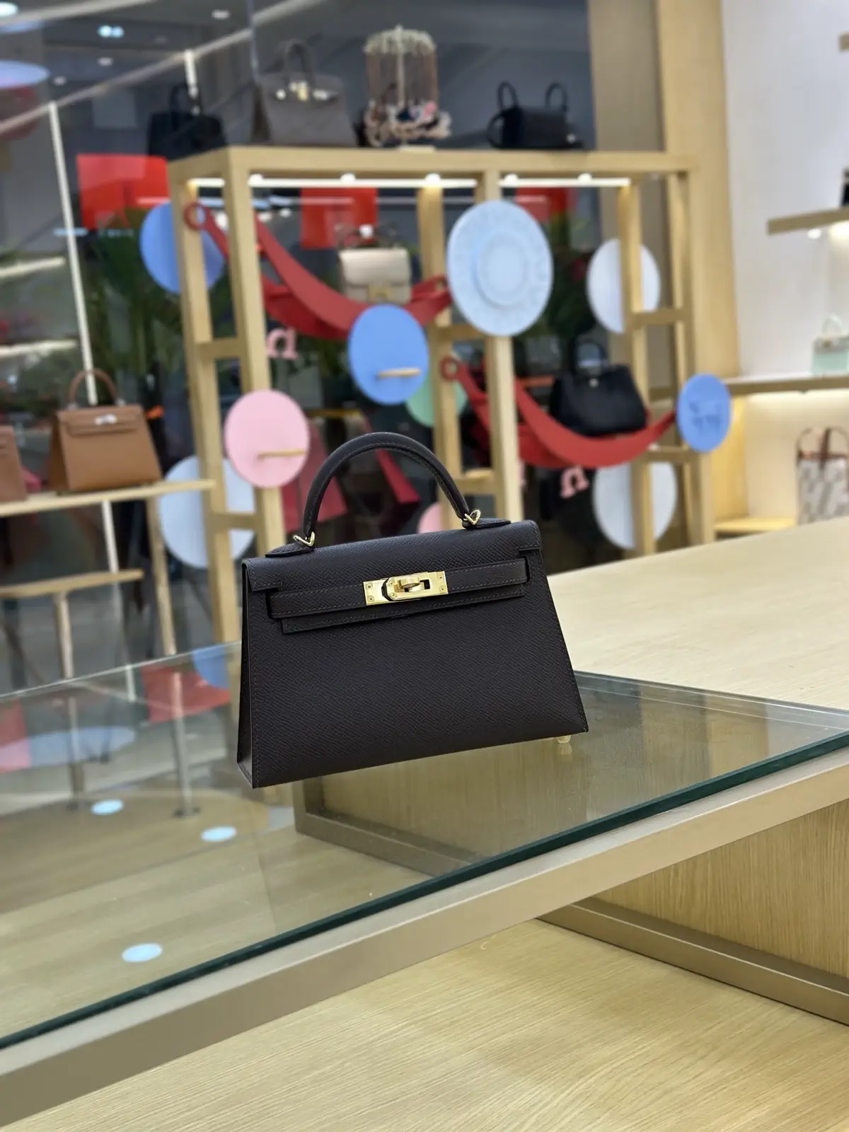Hermès Mini Kelly 19 Top Handle Bag image 1