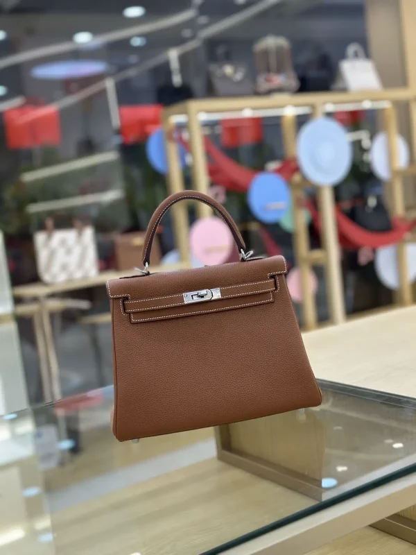Hermès Brown Top Handle Bag image 1