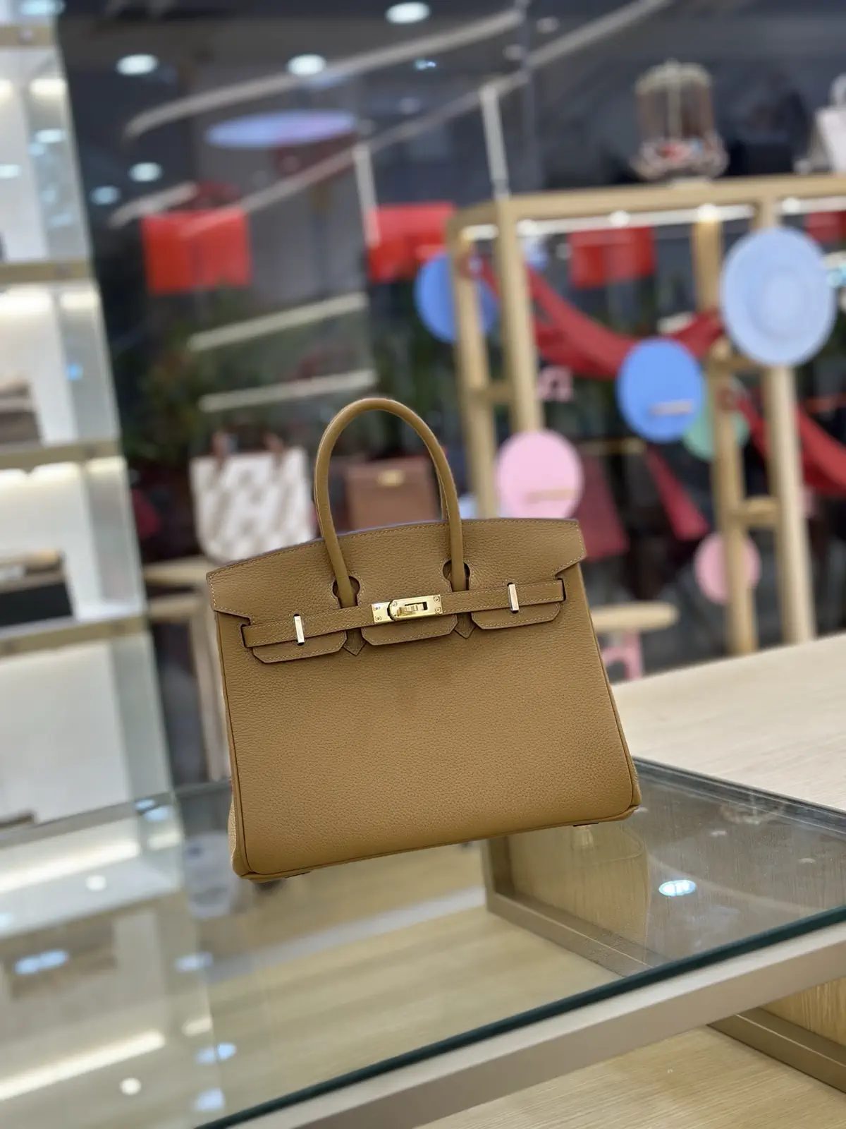 Hermès Tan Leather Top Handle Bag image 1