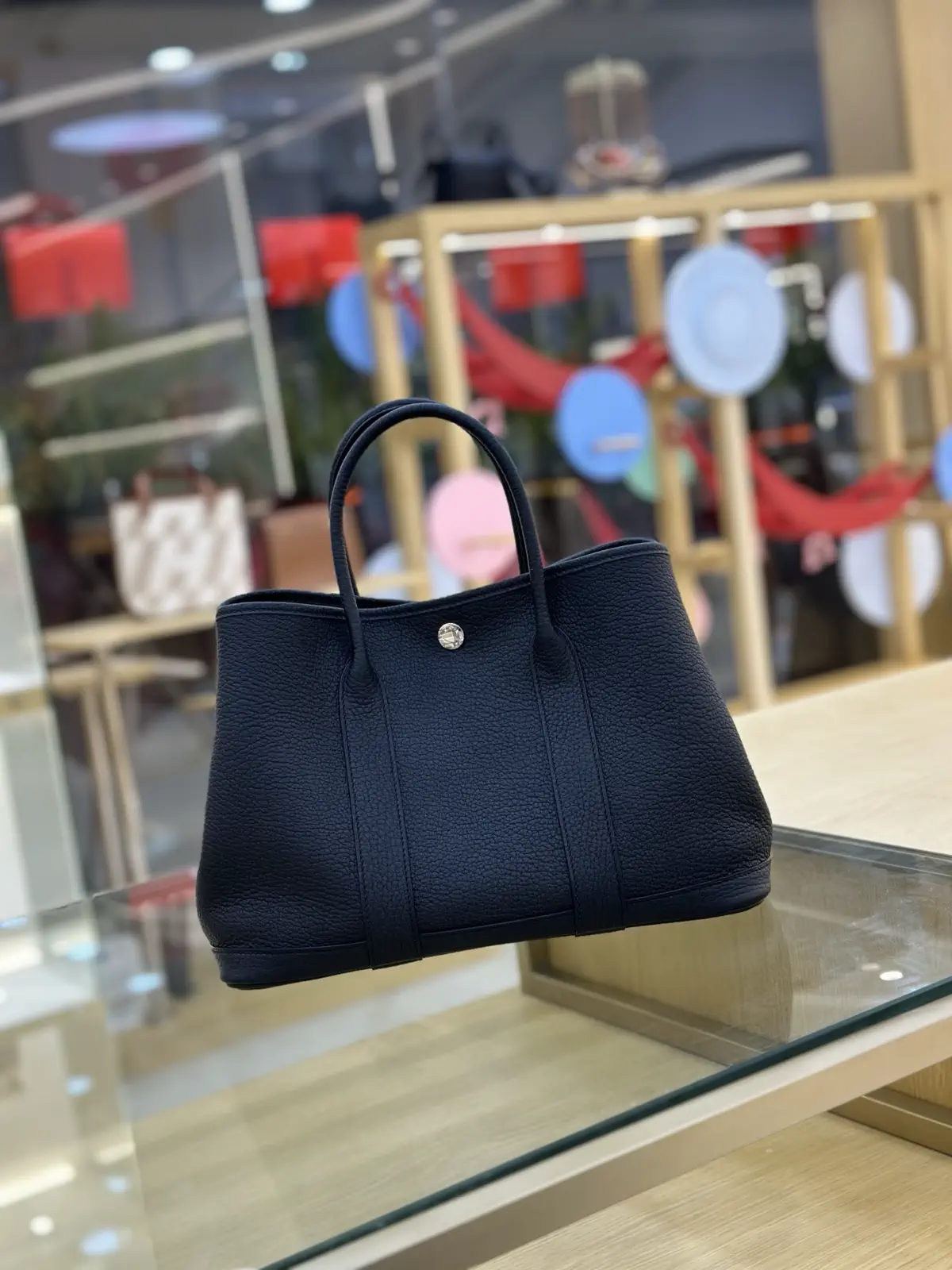 Hermès Black Leather Garden Party Tote Bag image 1