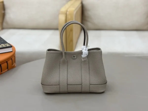 Hermès Gray Leather Top Handle Bag image 1