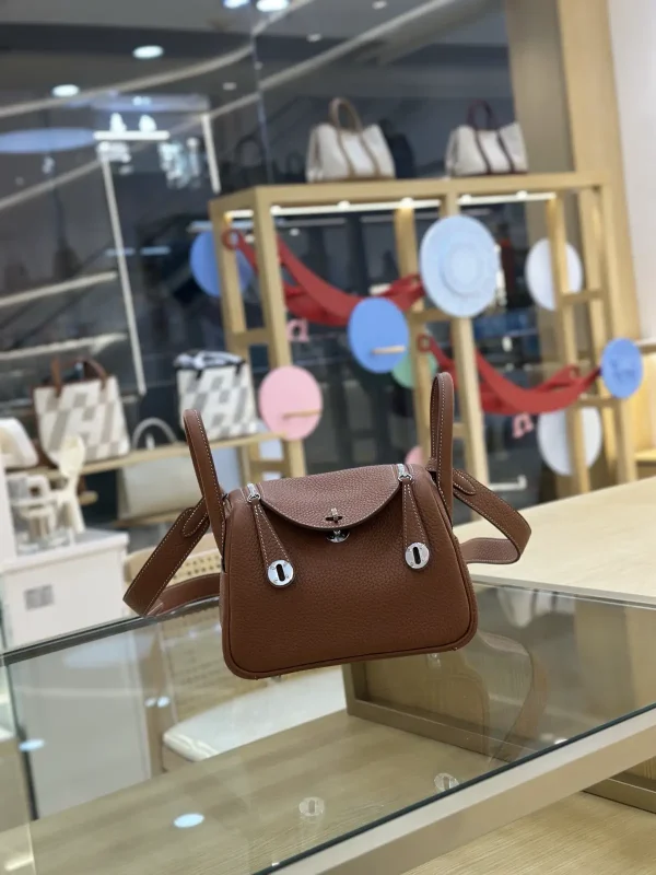 Mini Lindy Shoulder Bag image 1