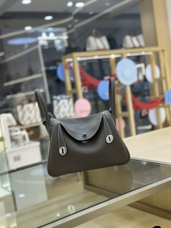 Hermès Gray Leather Shoulder Bag image 1