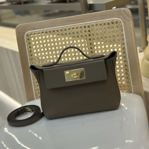 Hermès 2424 Mini 21cm Top Handle Bag image 1