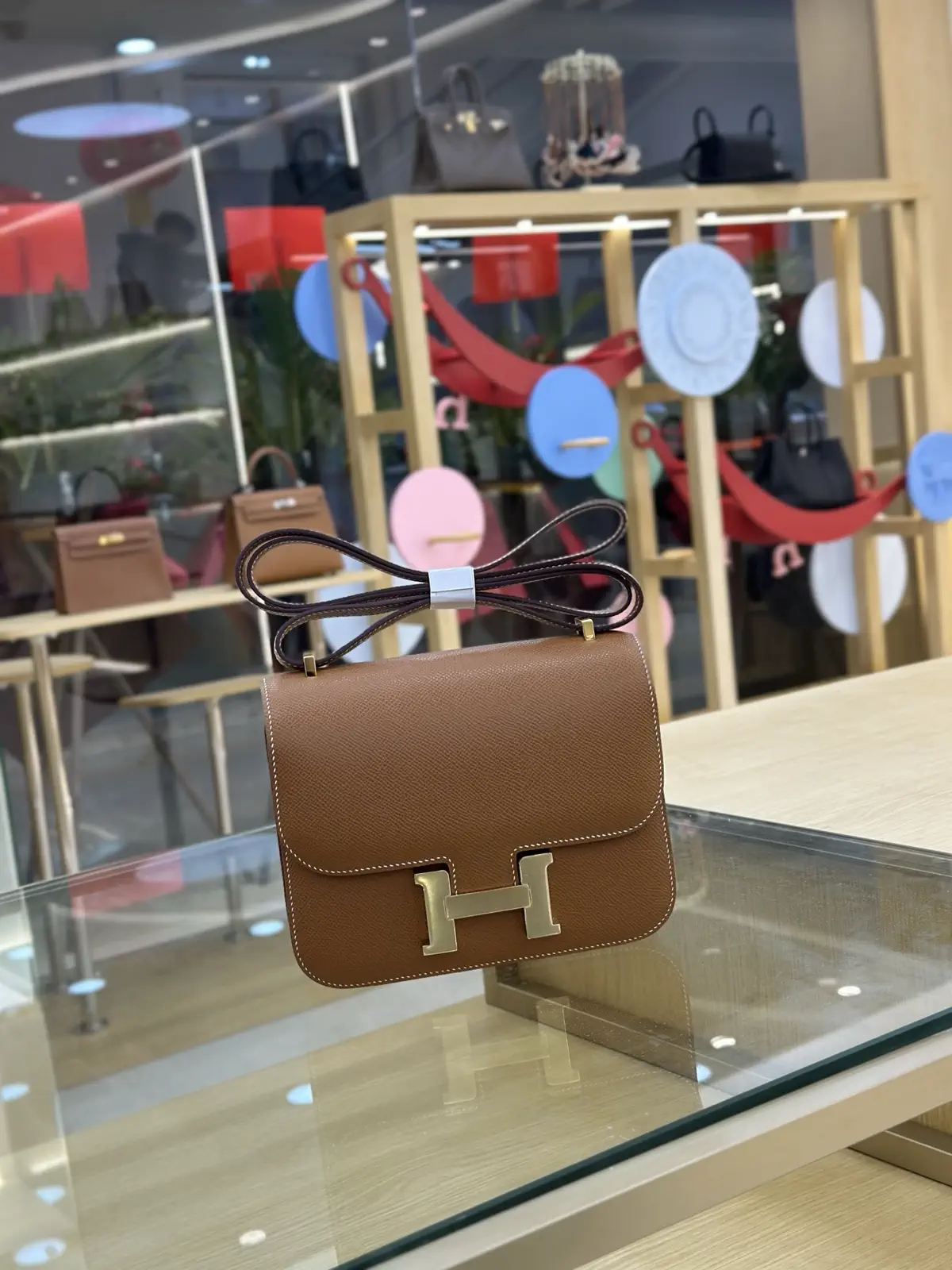 Hermès Constance 19 Shoulder Bag image 1
