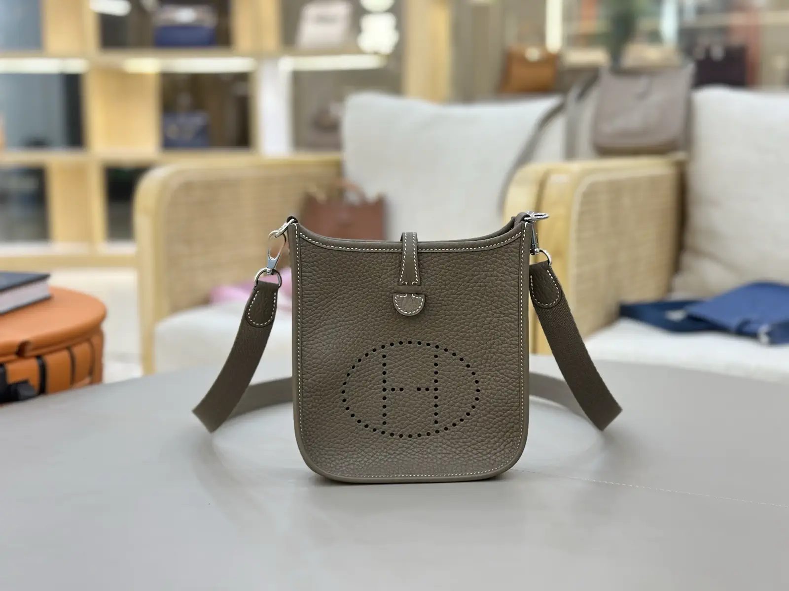 Hermès Evelyn Mini Crossbody Bag image 1