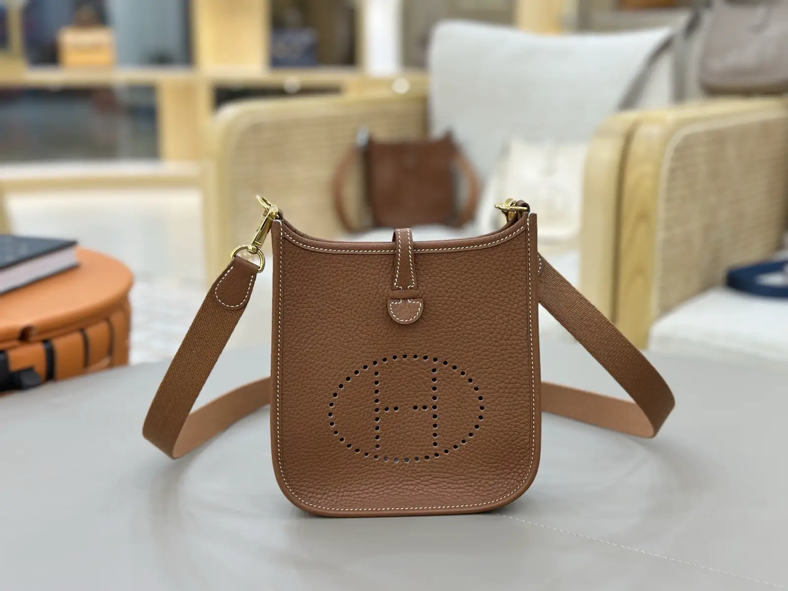 Hermès Evelyn Mini Crossbody Bag image 1