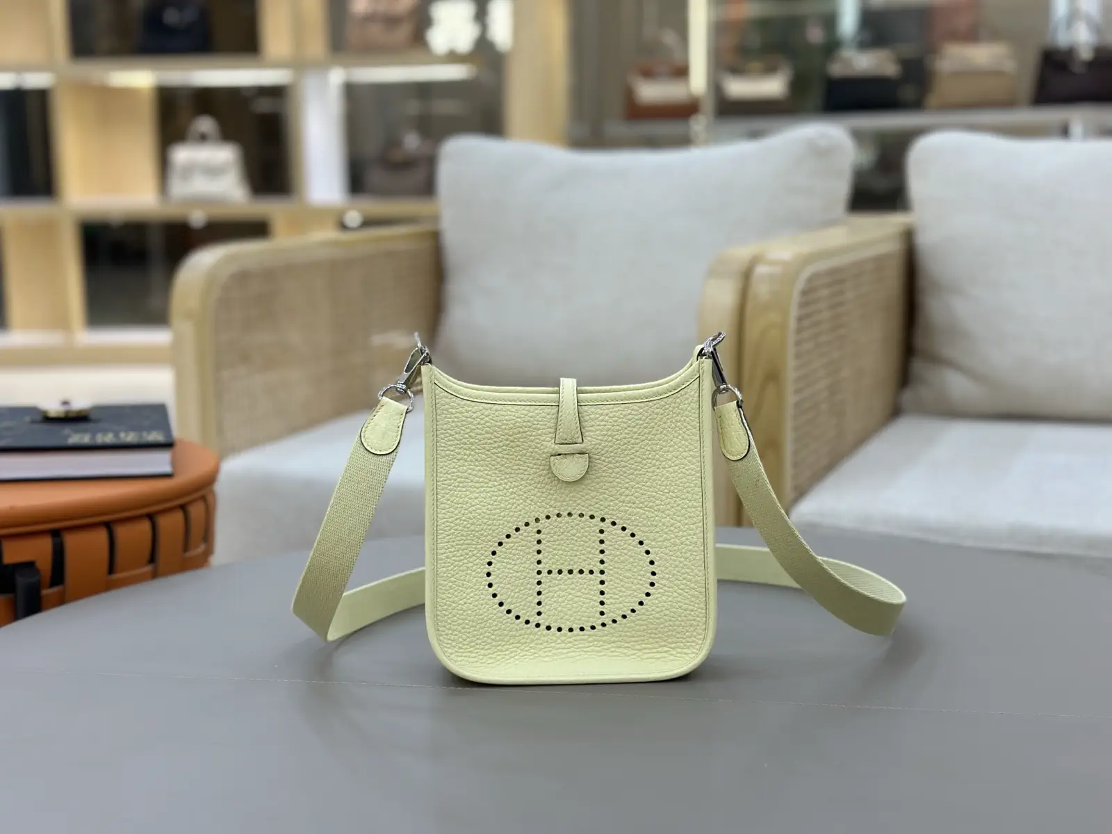 Hermès Evelyn Mini Crossbody Bag image 1