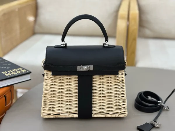 Hermès Mini Picnic Woven Top Handle Bag image 1