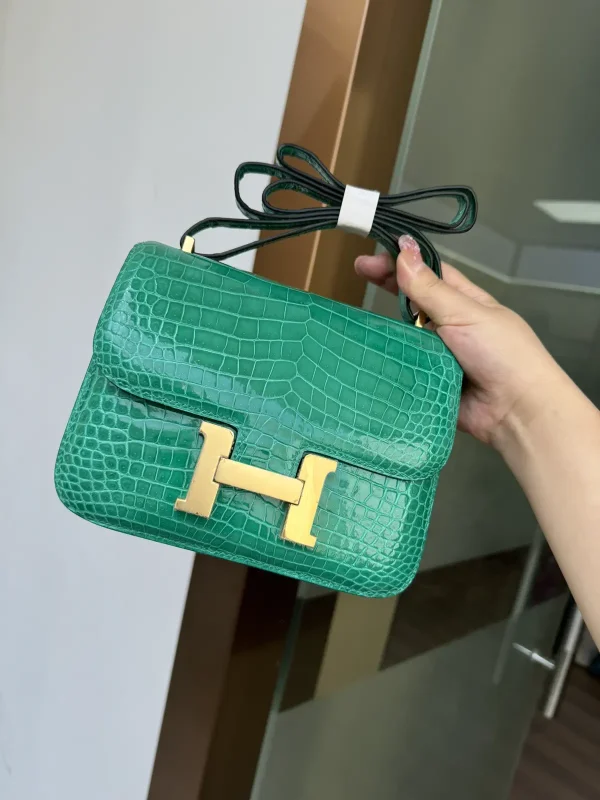 Hermès Emerald Green Crocodile Constance Bag image 1
