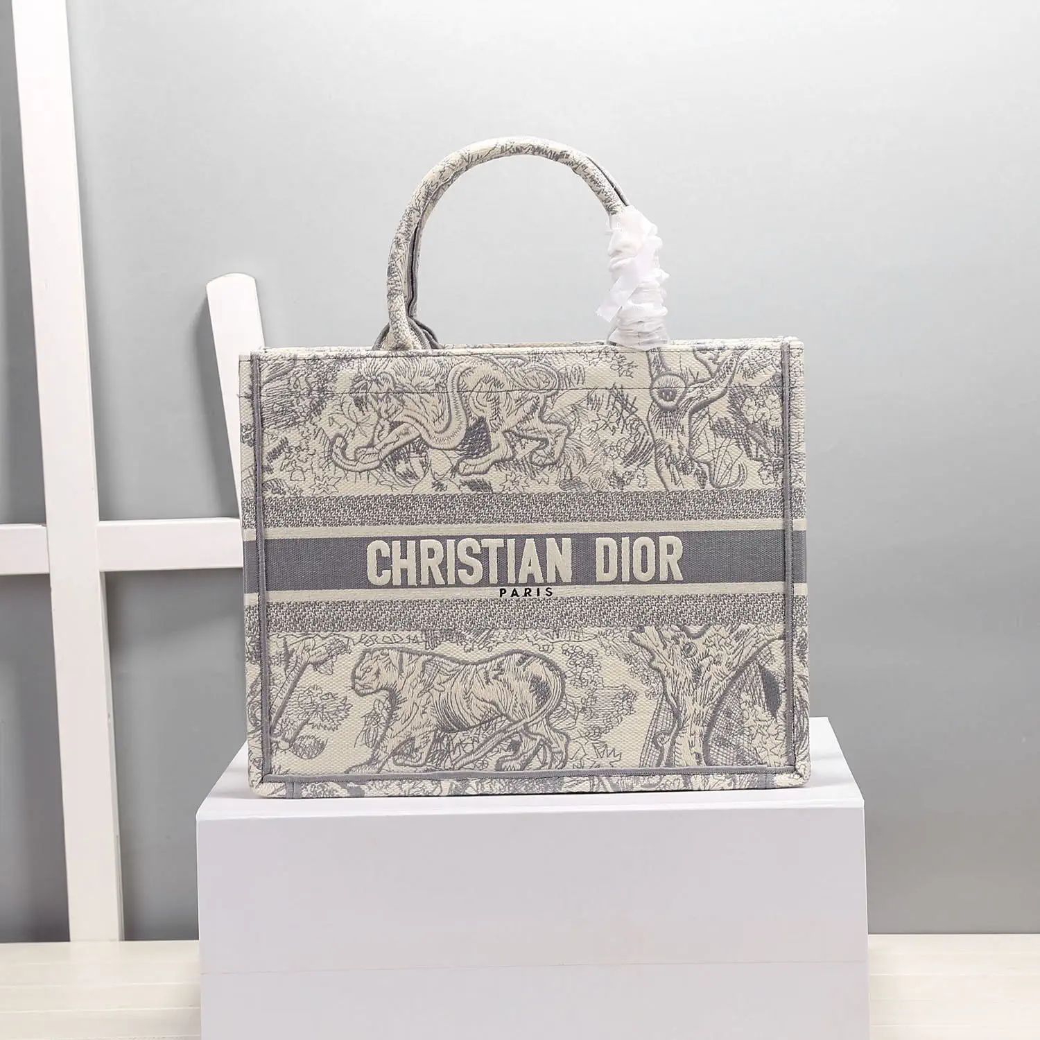 Dior Tiger Embroidered Tote Bag image 1
